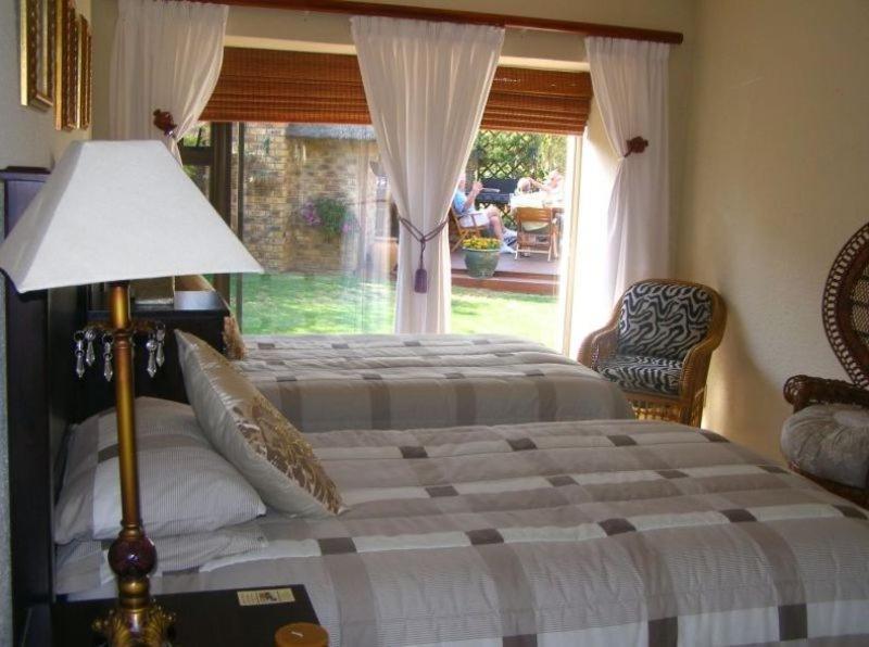 Avon Road Guest House & Tours Boksburg Szoba fotó
